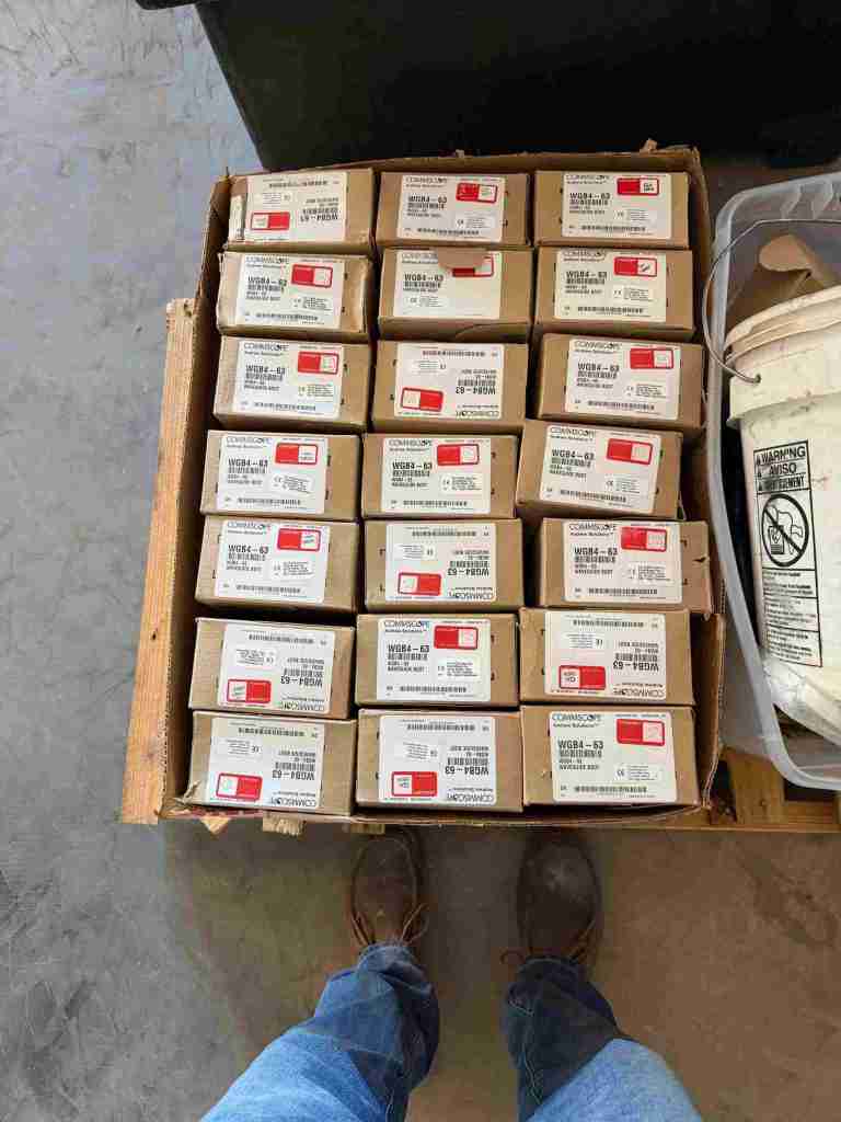 CommScope - Wgb4-63 - 4-inch cable entry boot designed for a single run of EW63 cable,